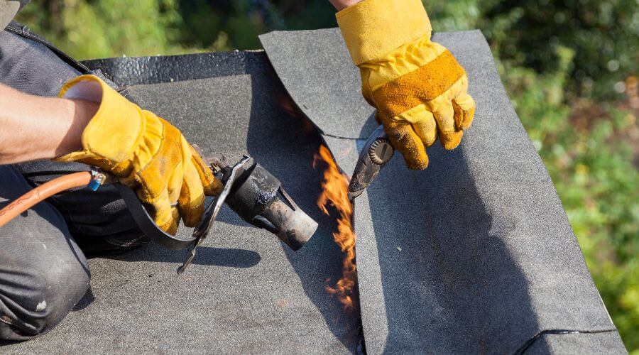 Professional residential roofers in Matthews, MO